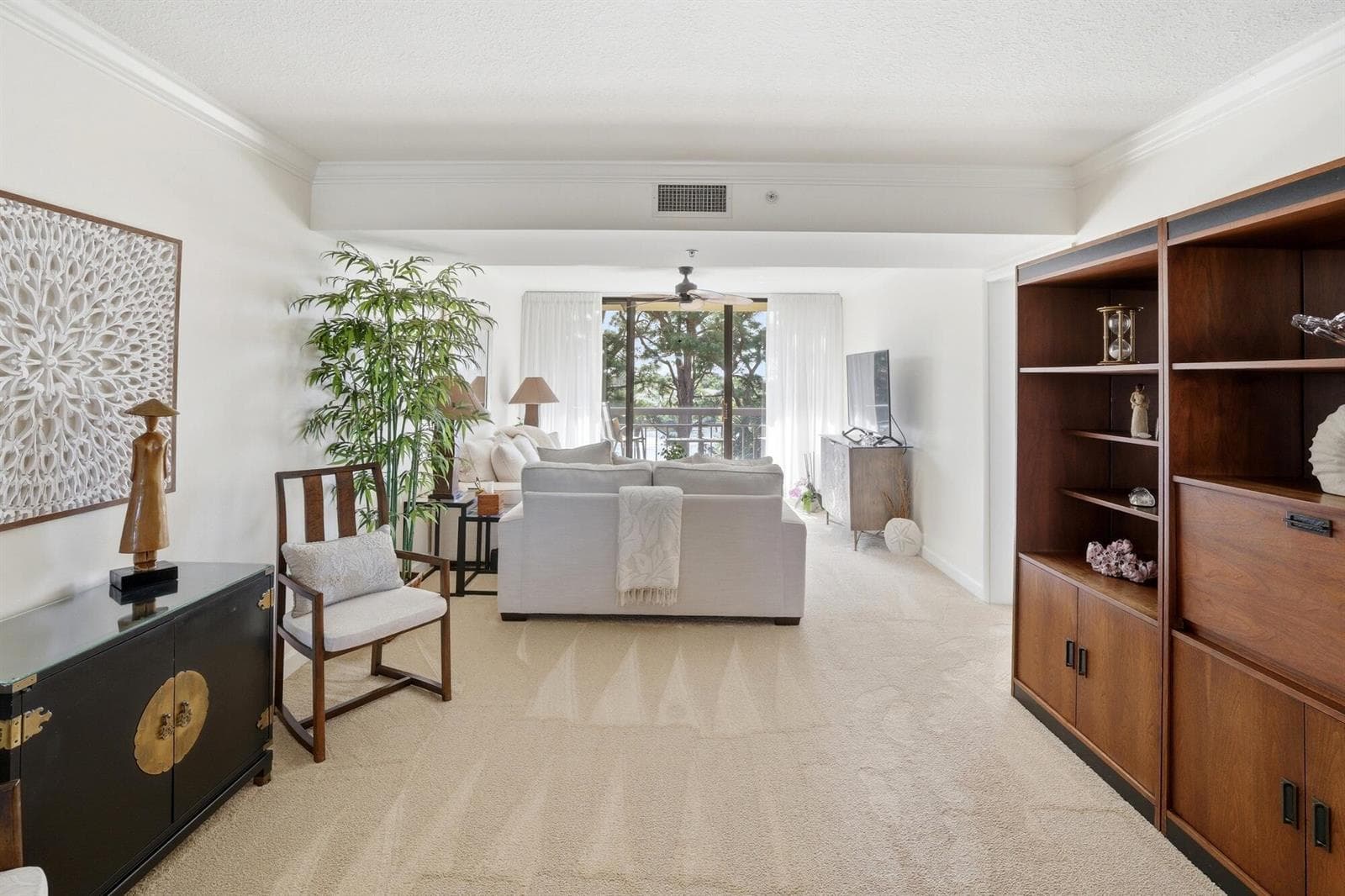 2101 Marina Isle Way 404 photo 4