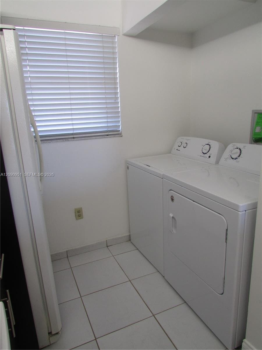 10315 NW 9th St Cir 407-14 photo 16