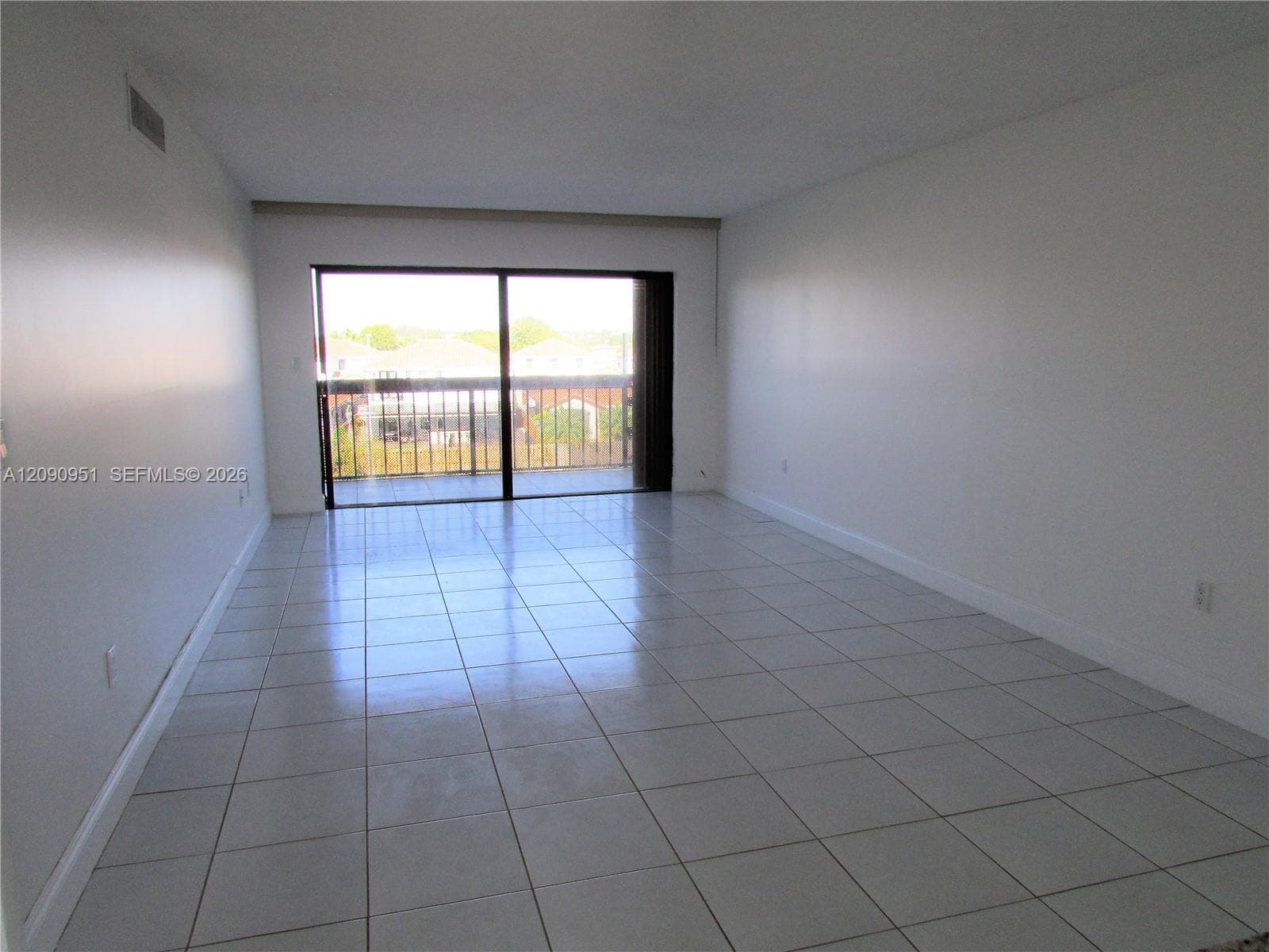 10315 NW 9th St Cir 407-14 photo 3
