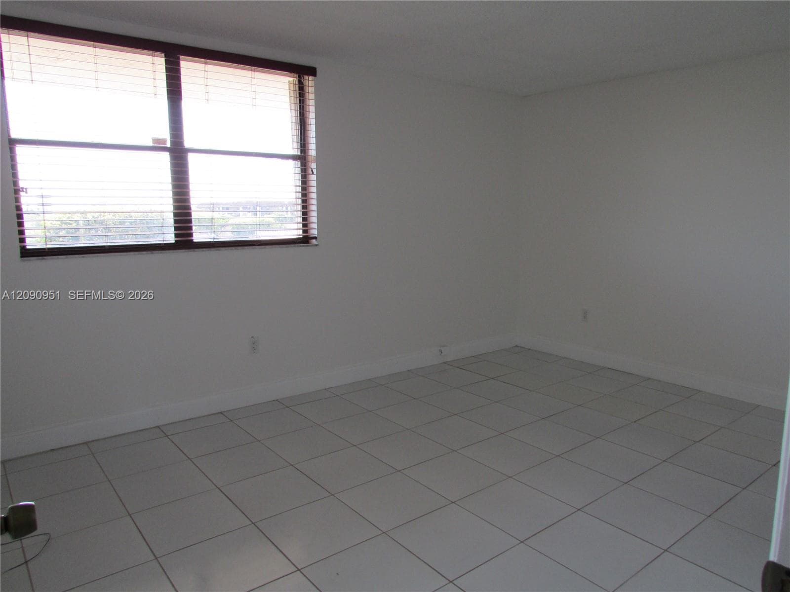 10315 NW 9th St Cir 407-14 photo 14
