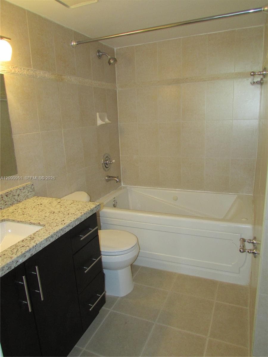 10315 NW 9th St Cir 407-14 photo 15