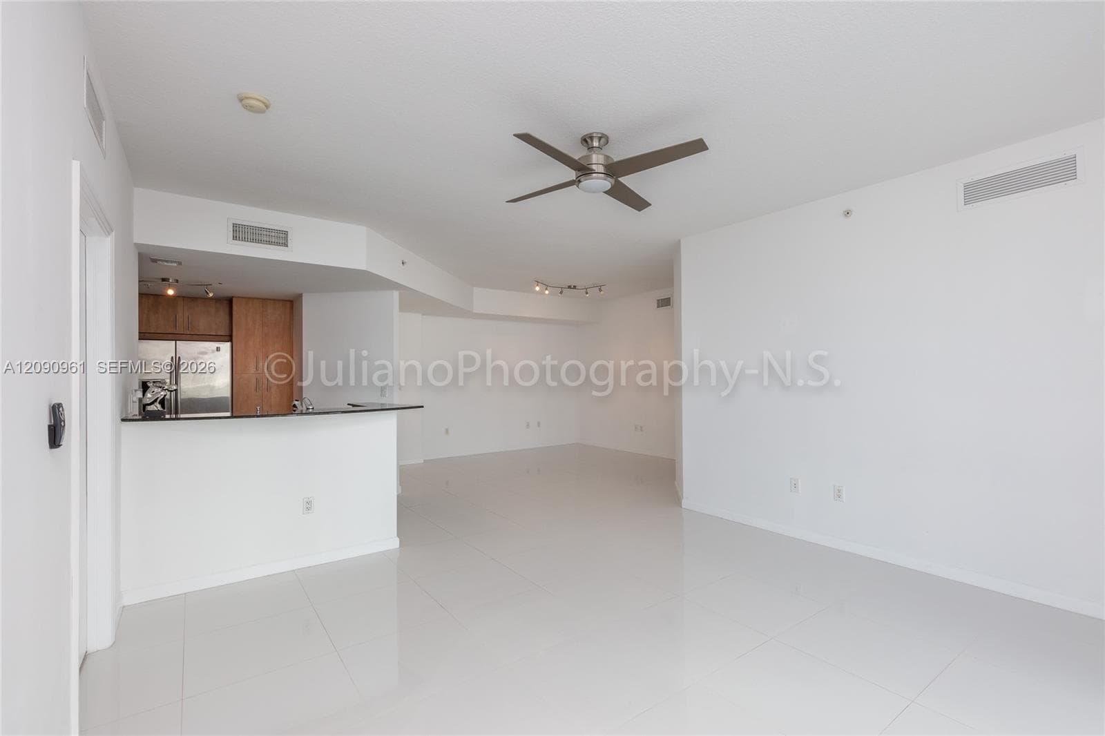 7910 Harbor Island Dr 507 photo 13