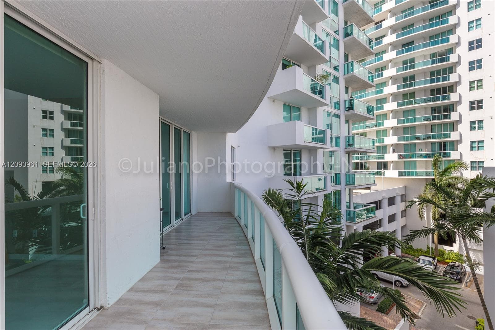 7910 Harbor Island Dr 507 photo 3