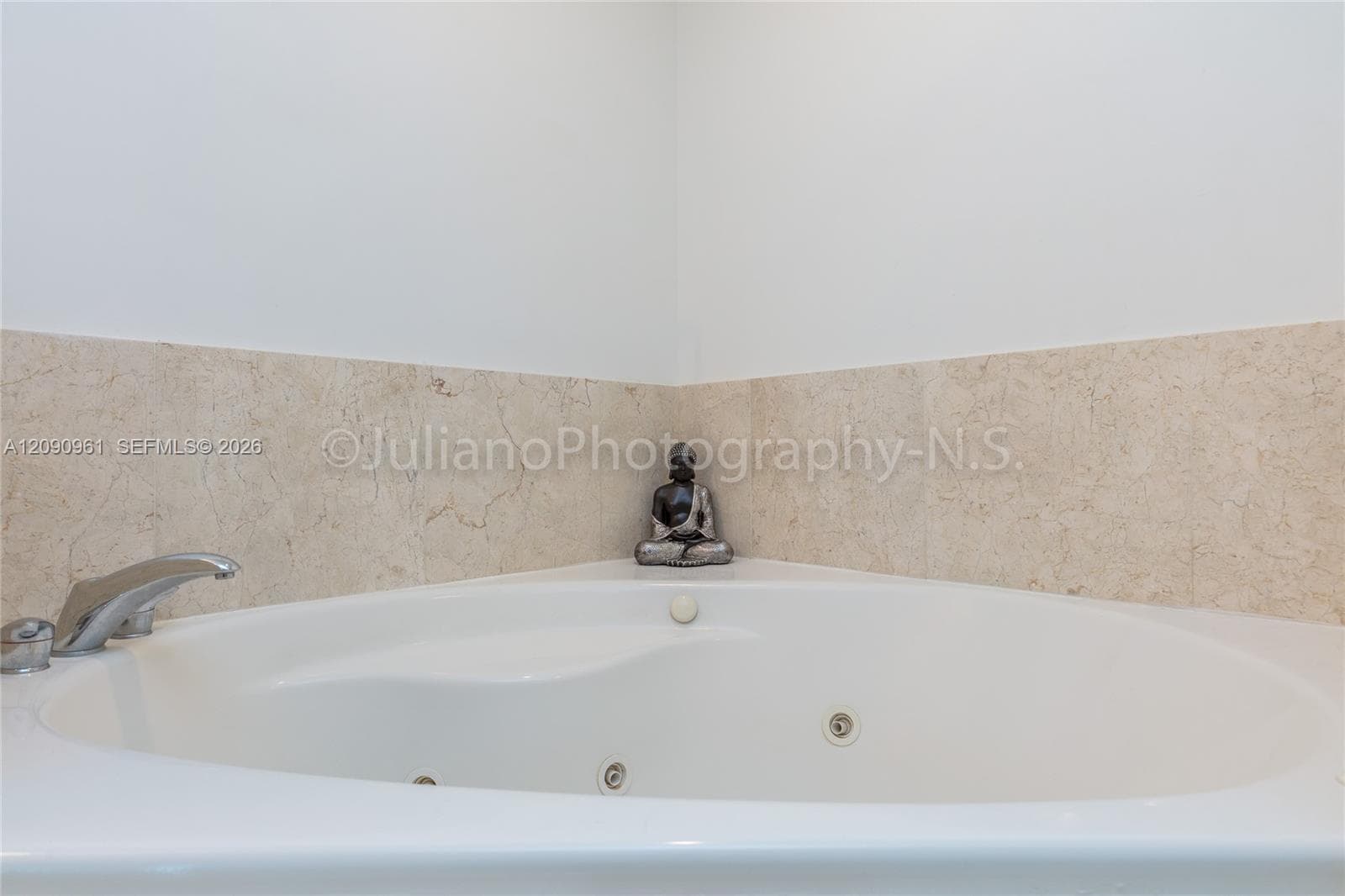 7910 Harbor Island Dr 507 photo 24