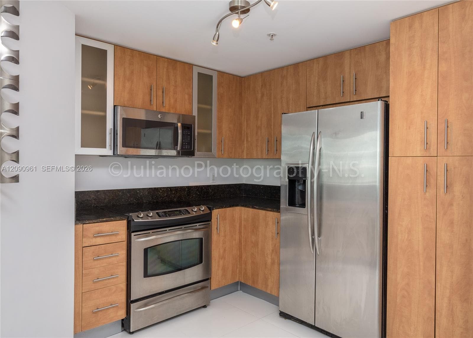 7910 Harbor Island Dr 507 photo 11