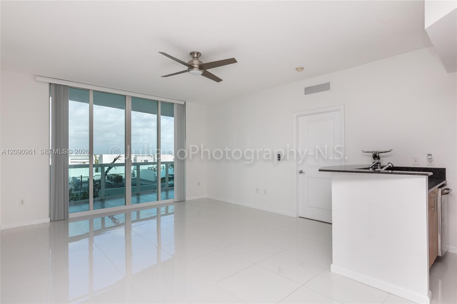 7910 Harbor Island Dr 507 photo 8