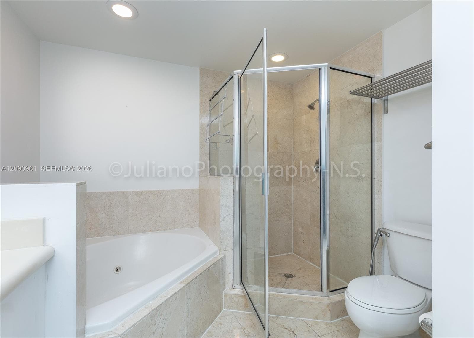 7910 Harbor Island Dr 507 photo 25
