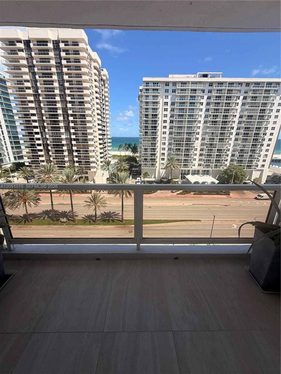 5700 Collins Ave 9B photo 16