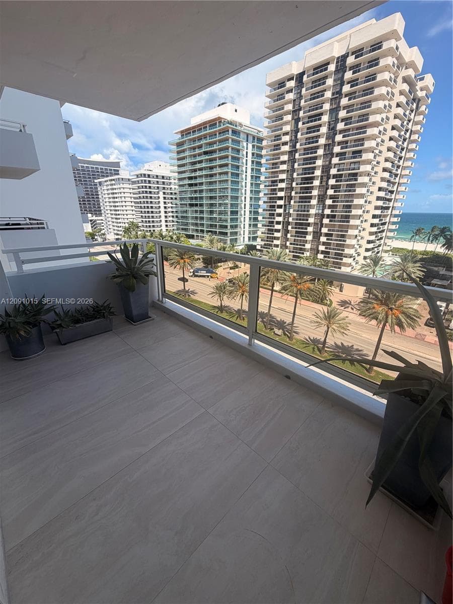 5700 Collins Ave 9B photo 15