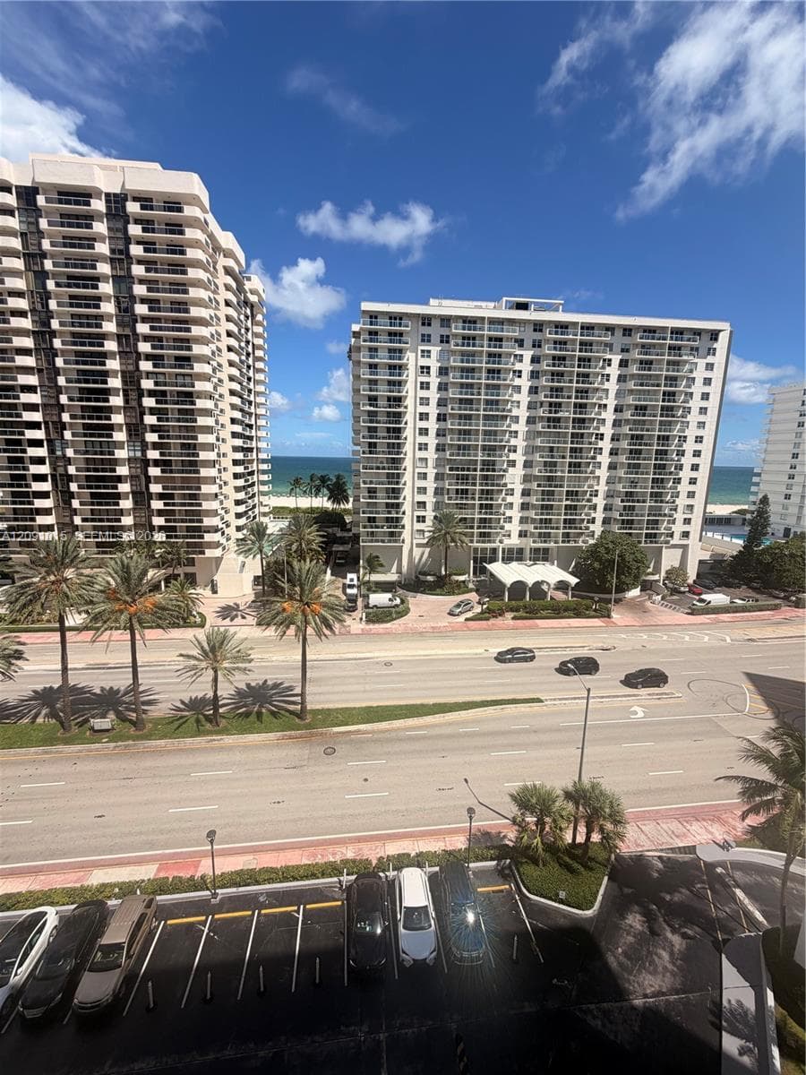 5700 Collins Ave 9B photo 19