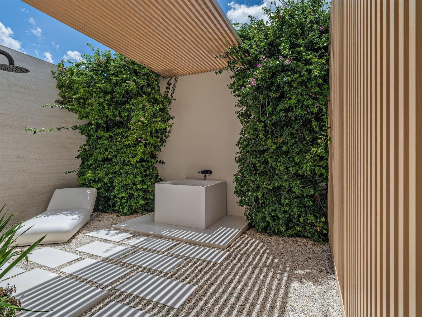 35 Spoonbill Road photo 16