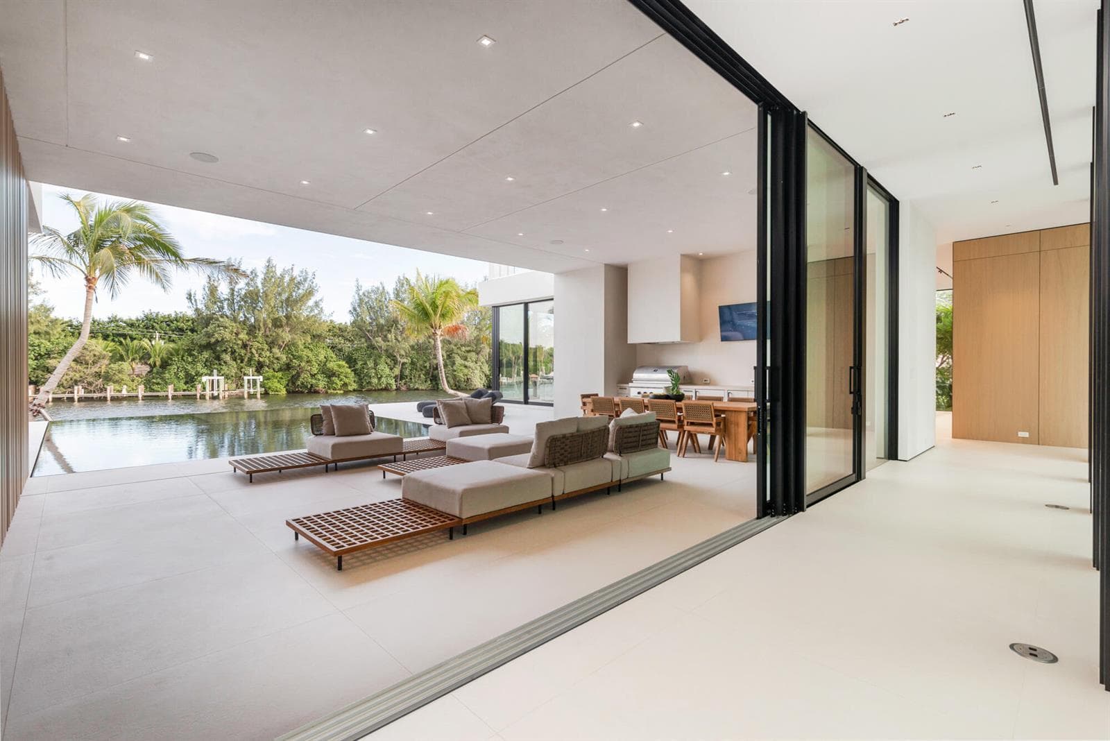 35 Spoonbill Road photo 8
