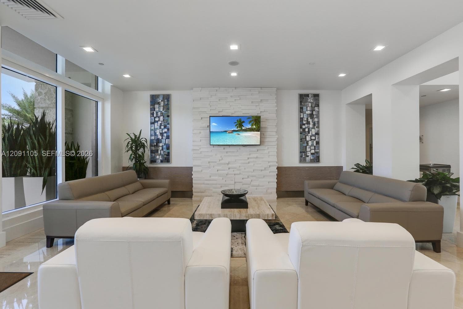4775 Collins Ave 2207 photo 10