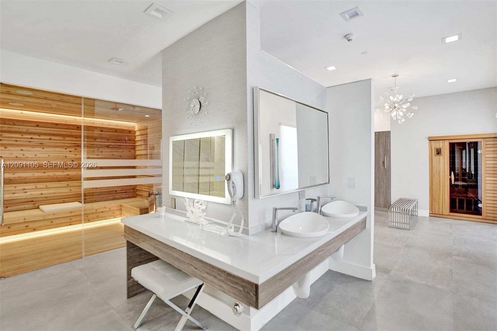 4775 Collins Ave 2207 photo 21
