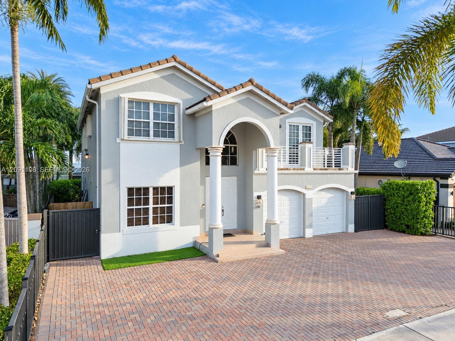 16481 SW 58th Ter photo 2