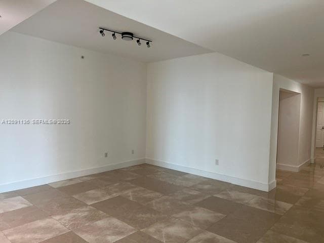 3330 NE 190th St LPH14 photo 13