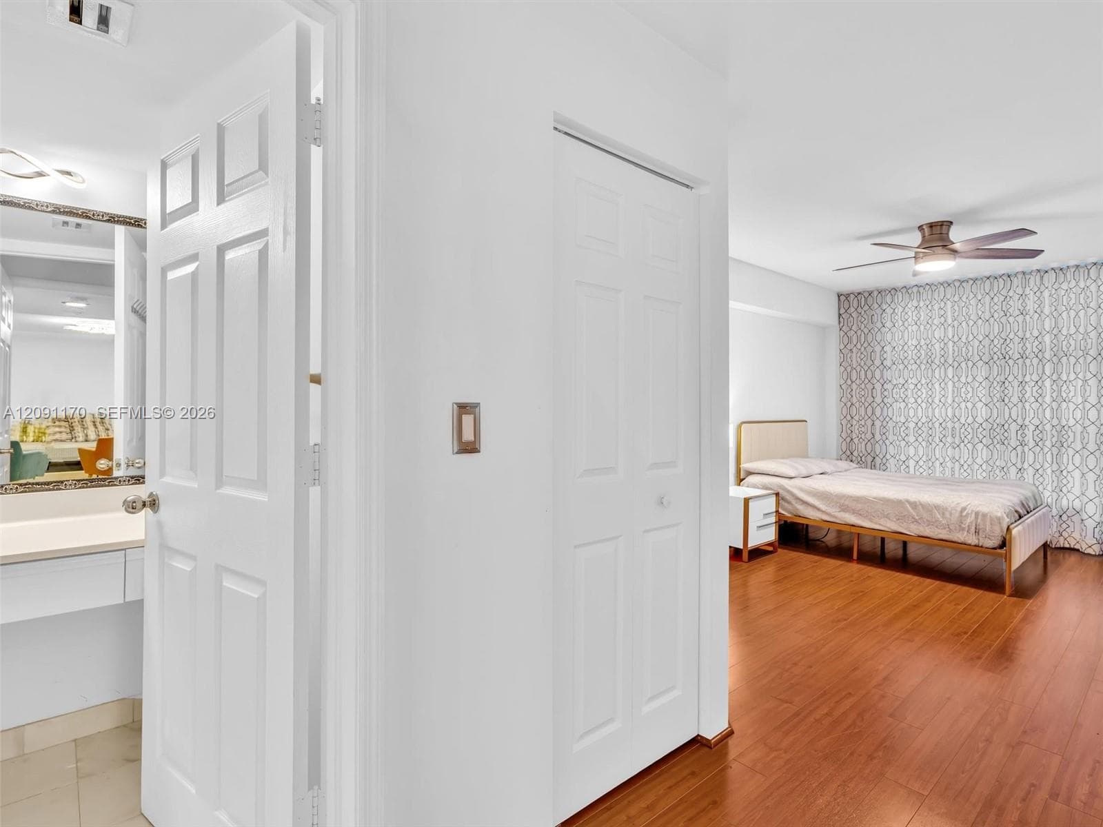 3530 Mystic Pointe Dr 2002 photo 24