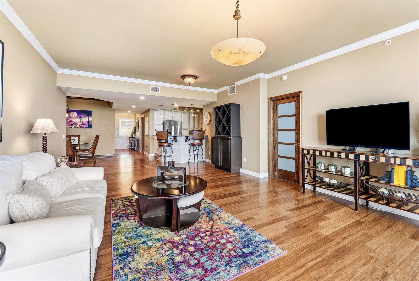 2650 Lake Shore Drive 401 photo 8