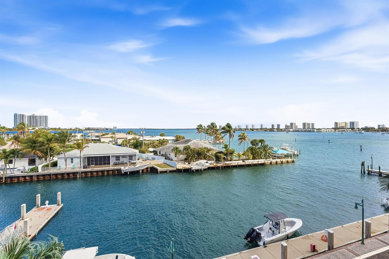 2650 Lake Shore Drive 401 photo 25