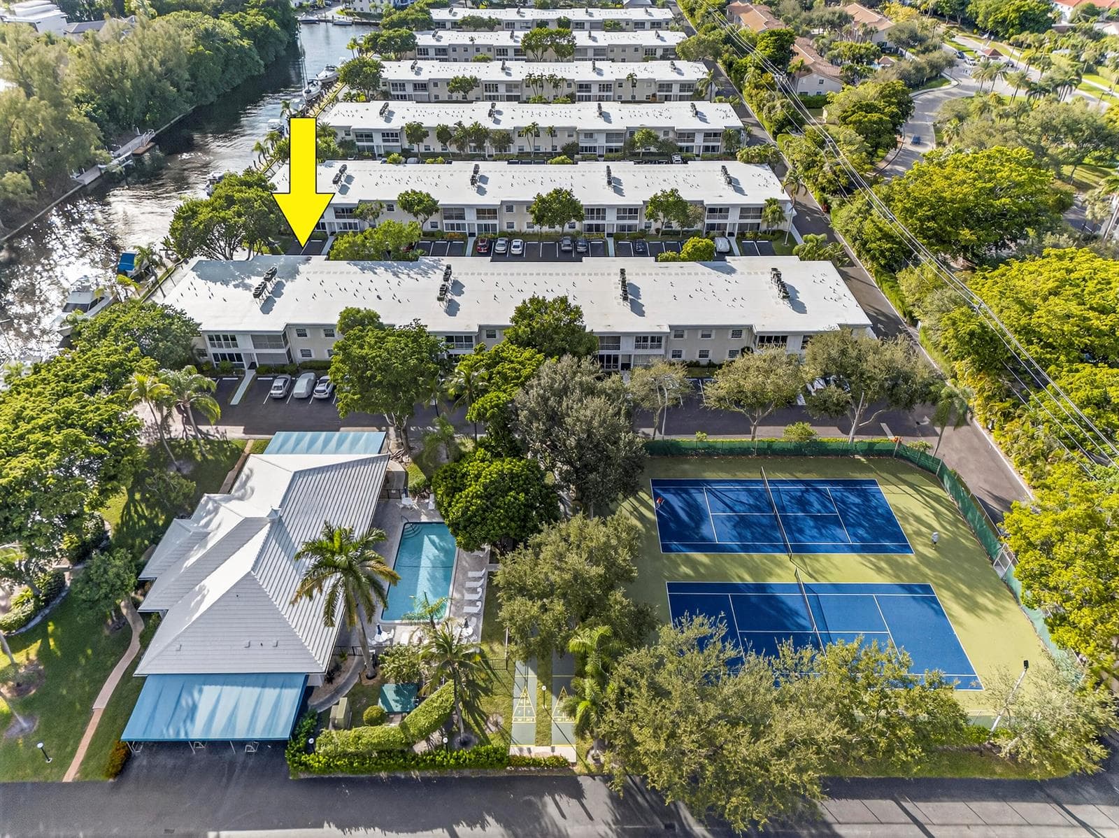 6417 BAY CLUB Drive 3 photo 2