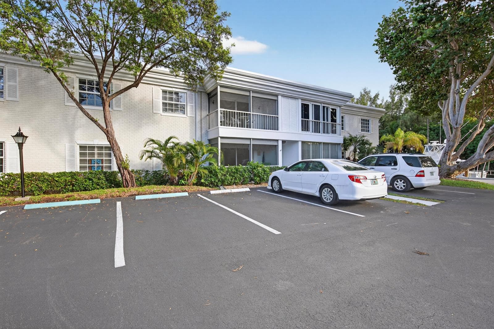 6417 BAY CLUB Drive 3 photo 4