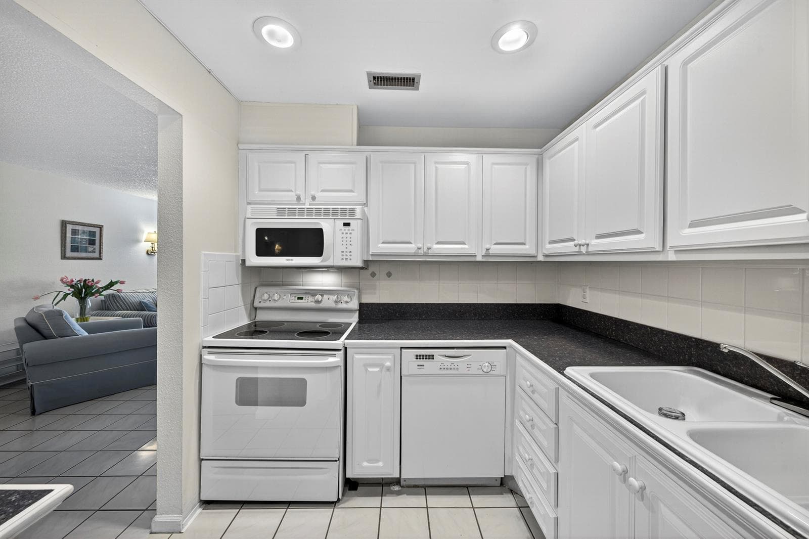 6417 BAY CLUB Drive 3 photo 25