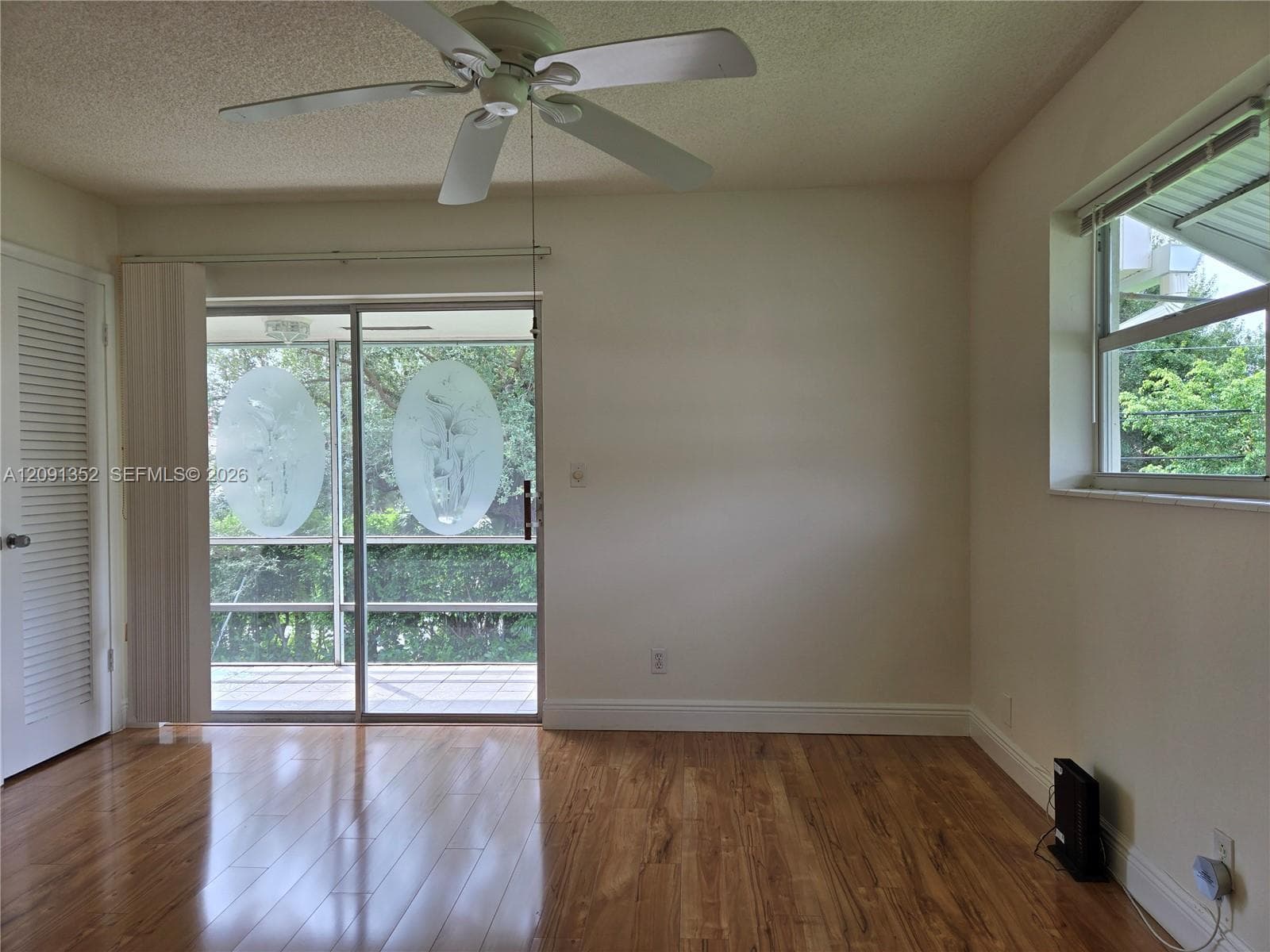880 W Horizons W 205 photo 15