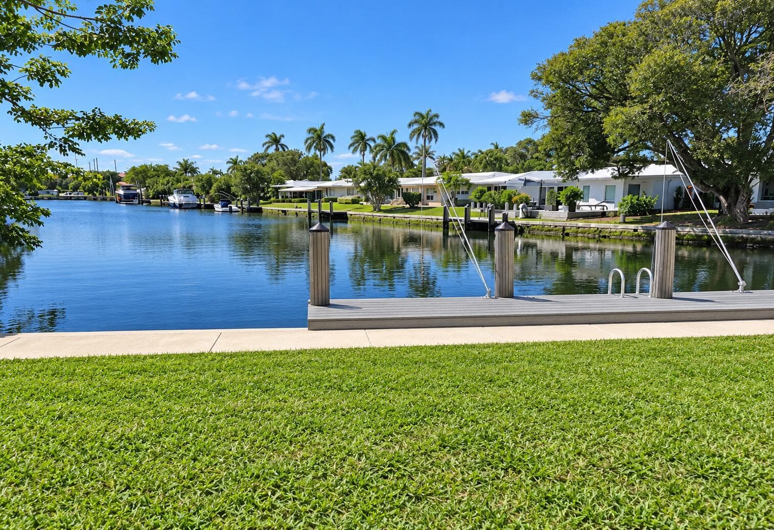 1439 S OCEAN 209 photo 17