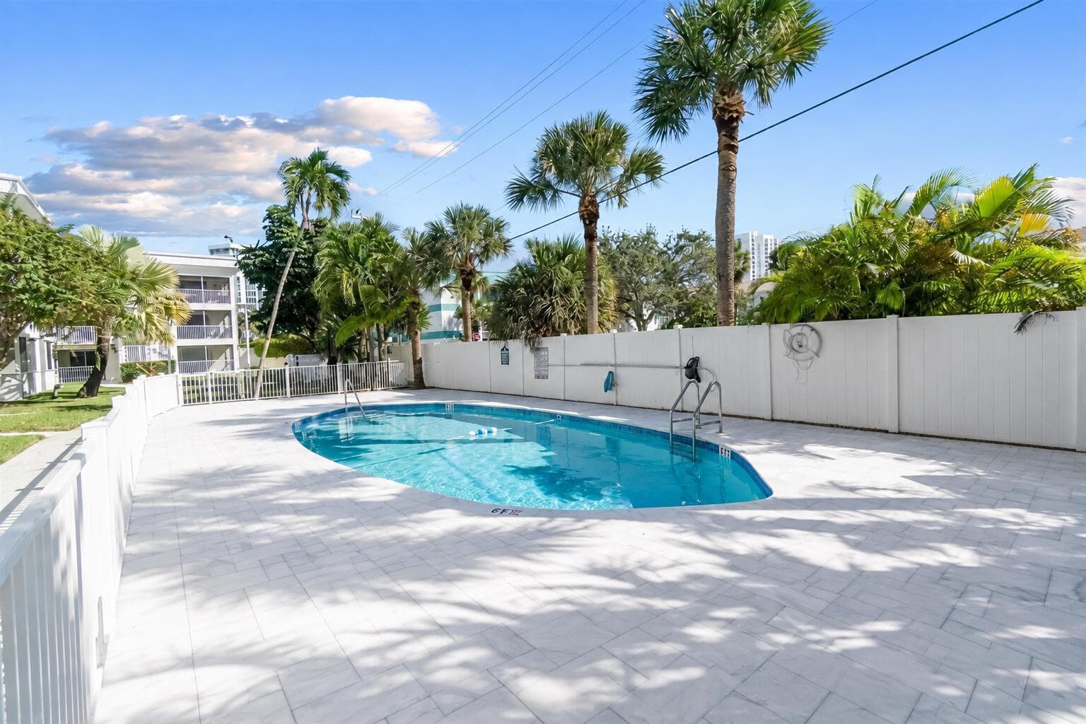 1439 S OCEAN 209 photo 16