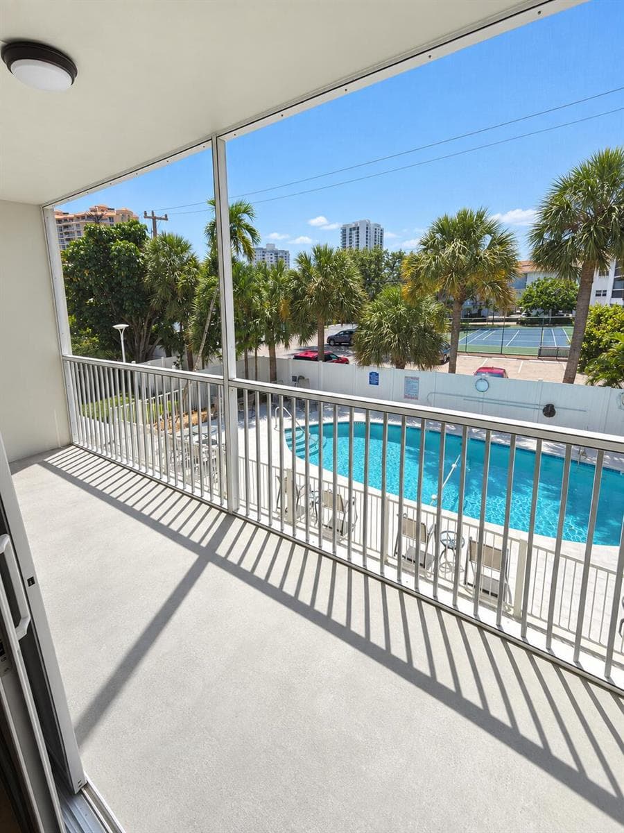 1439 S OCEAN 209 photo 15