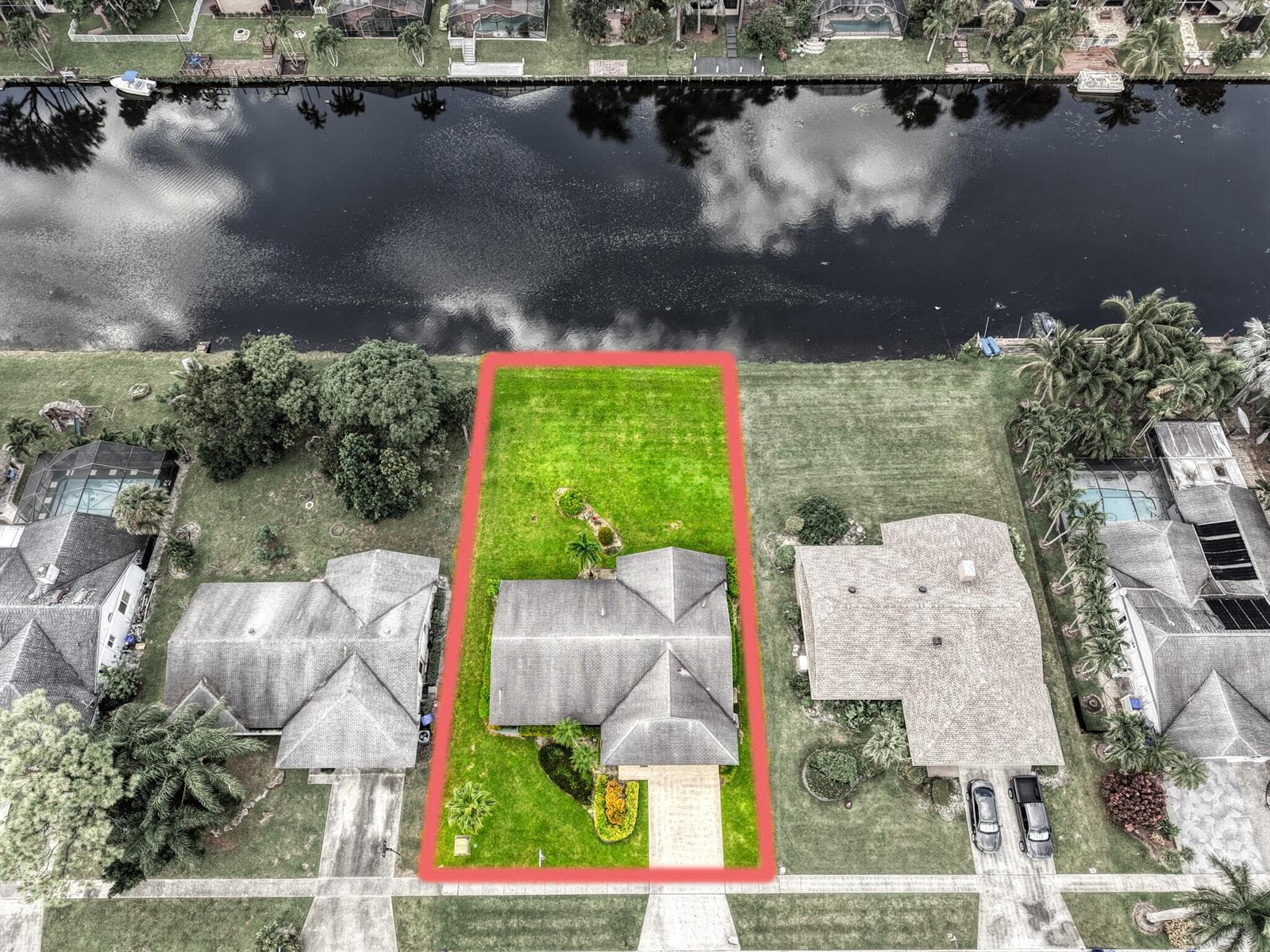 142 PARKWOOD Drive photo 2