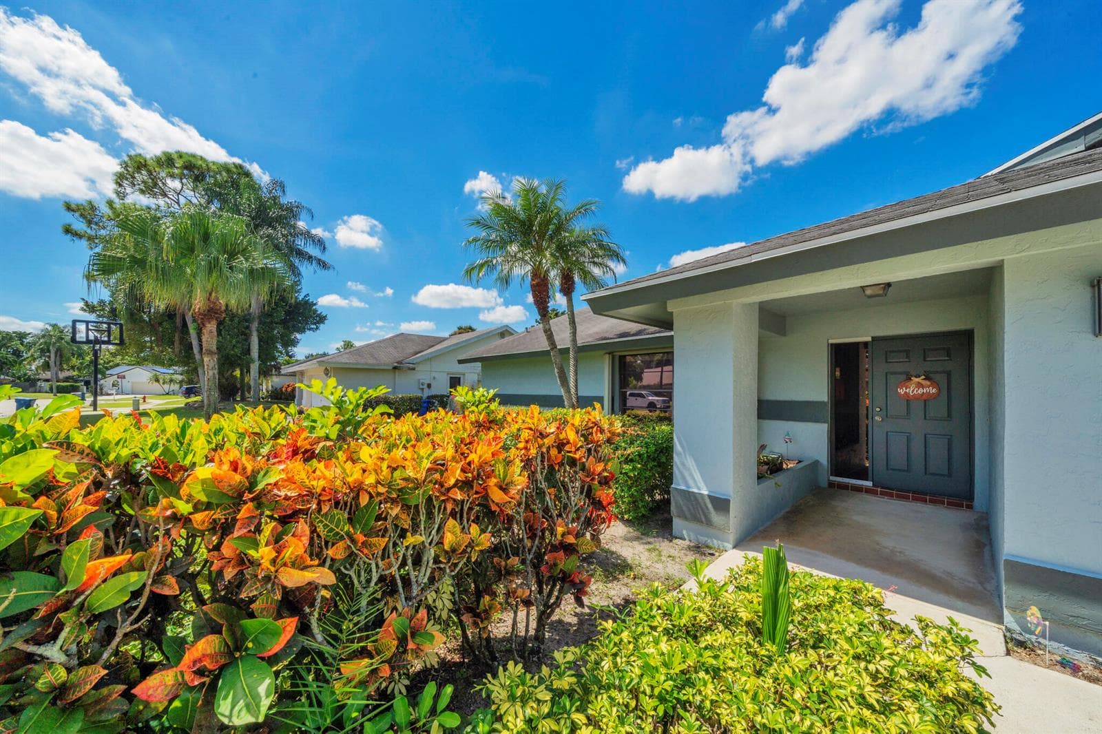 142 PARKWOOD Drive photo 6