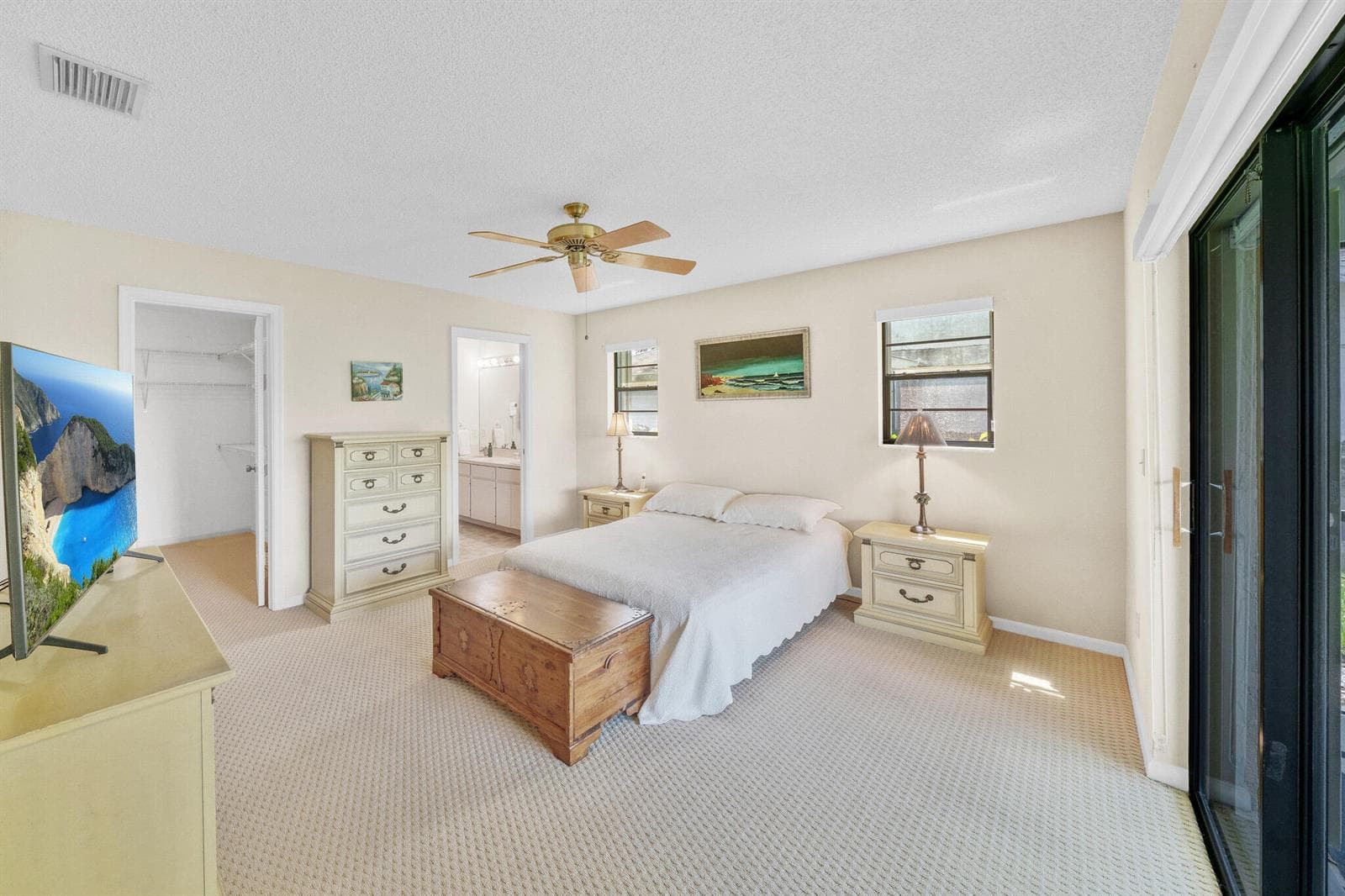 142 PARKWOOD Drive photo 18