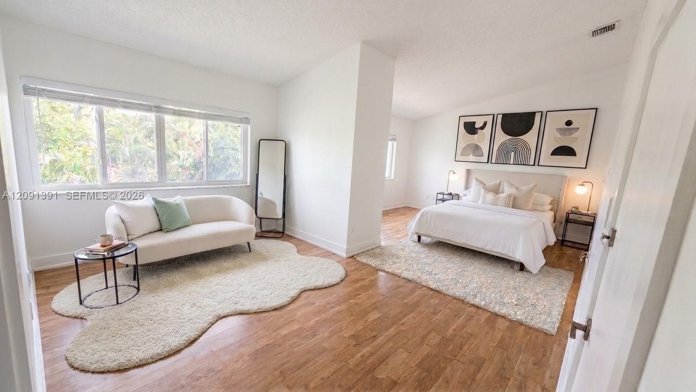 2000 S Bayshore Dr 58 photo 15