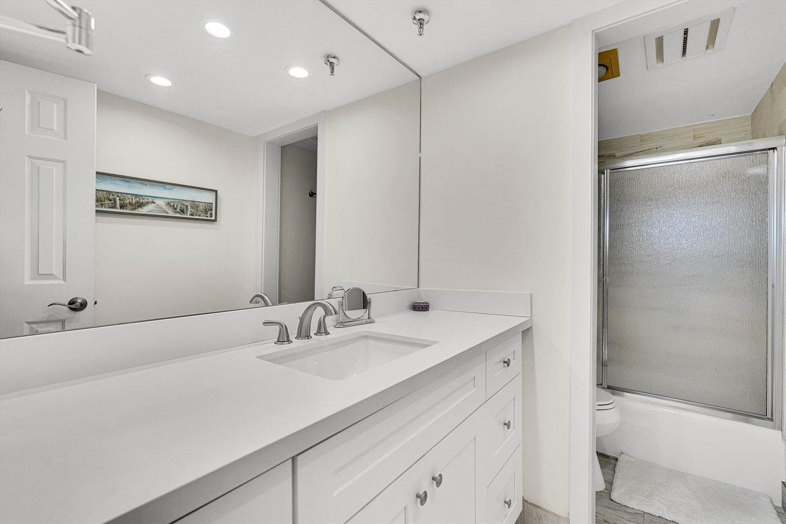 859 JEFFERY Street 306 photo 15