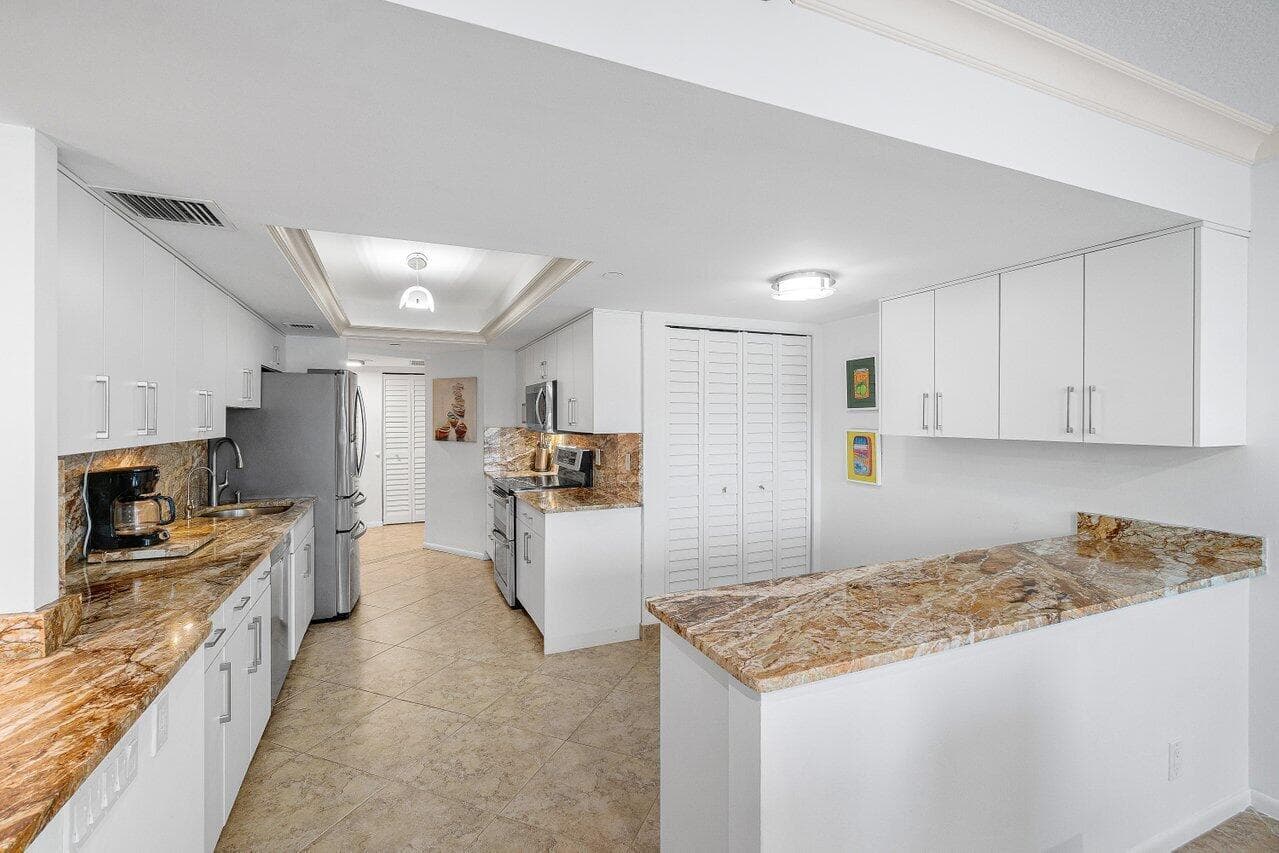 4001 N Ocean Boulevard 306 photo 6