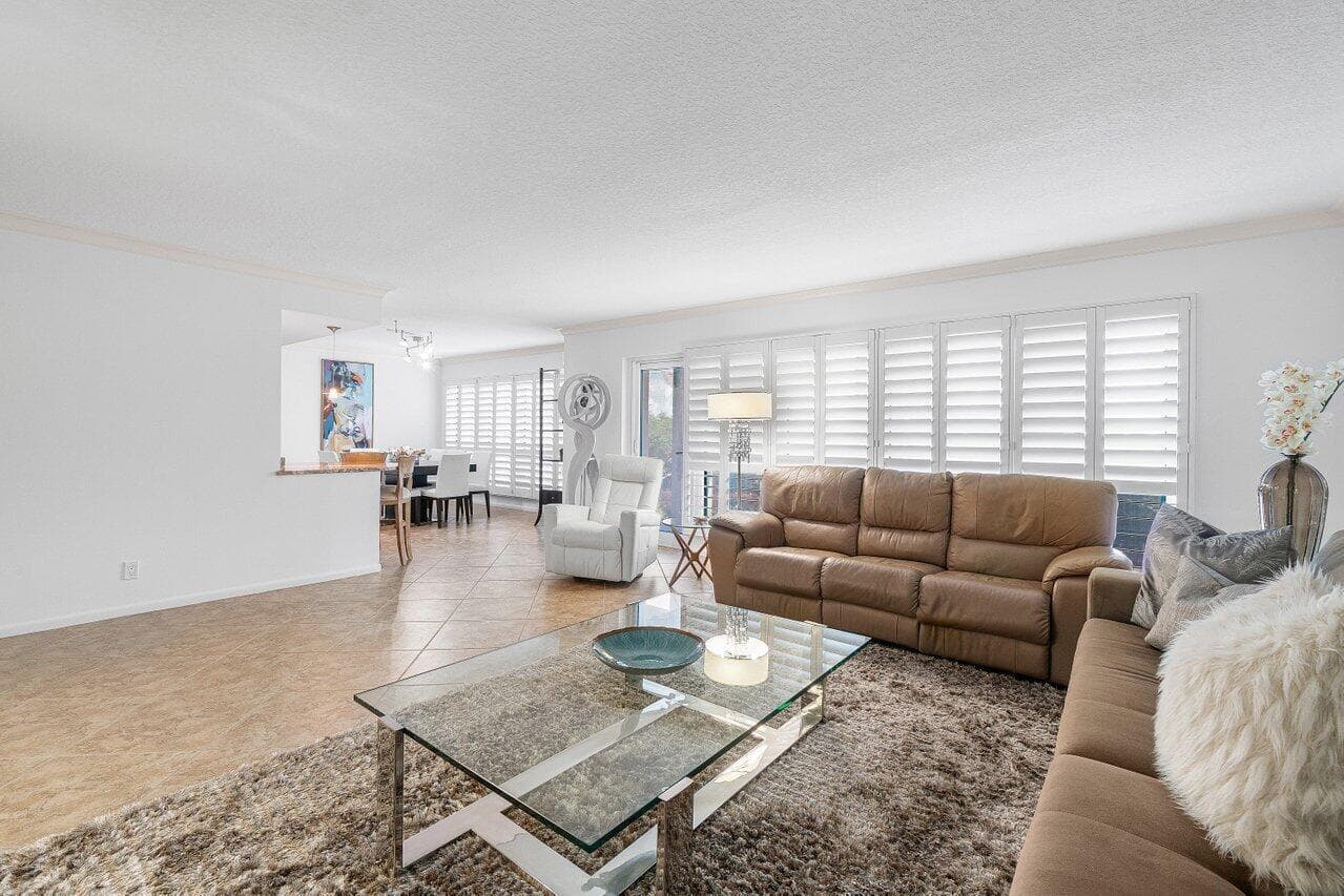 4001 N Ocean Boulevard 306 photo 16