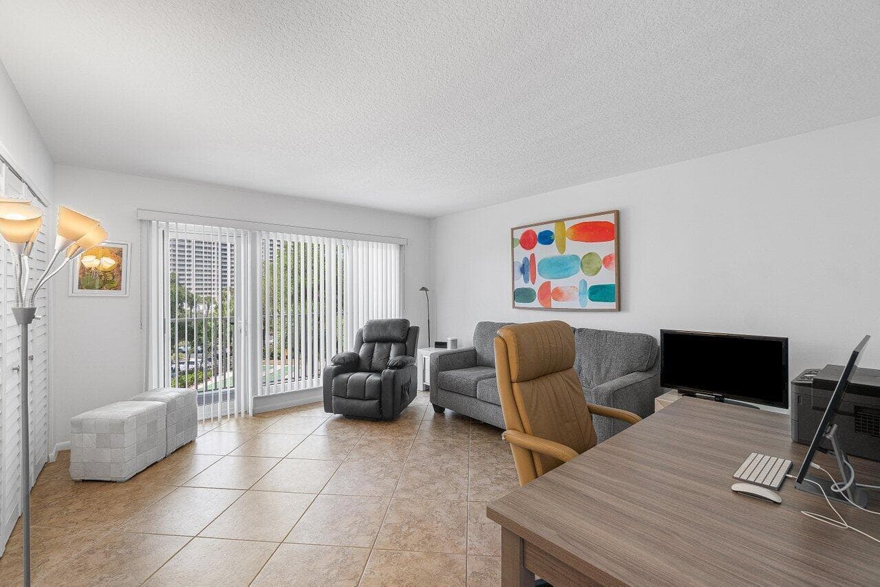 4001 N Ocean Boulevard 306 photo 22