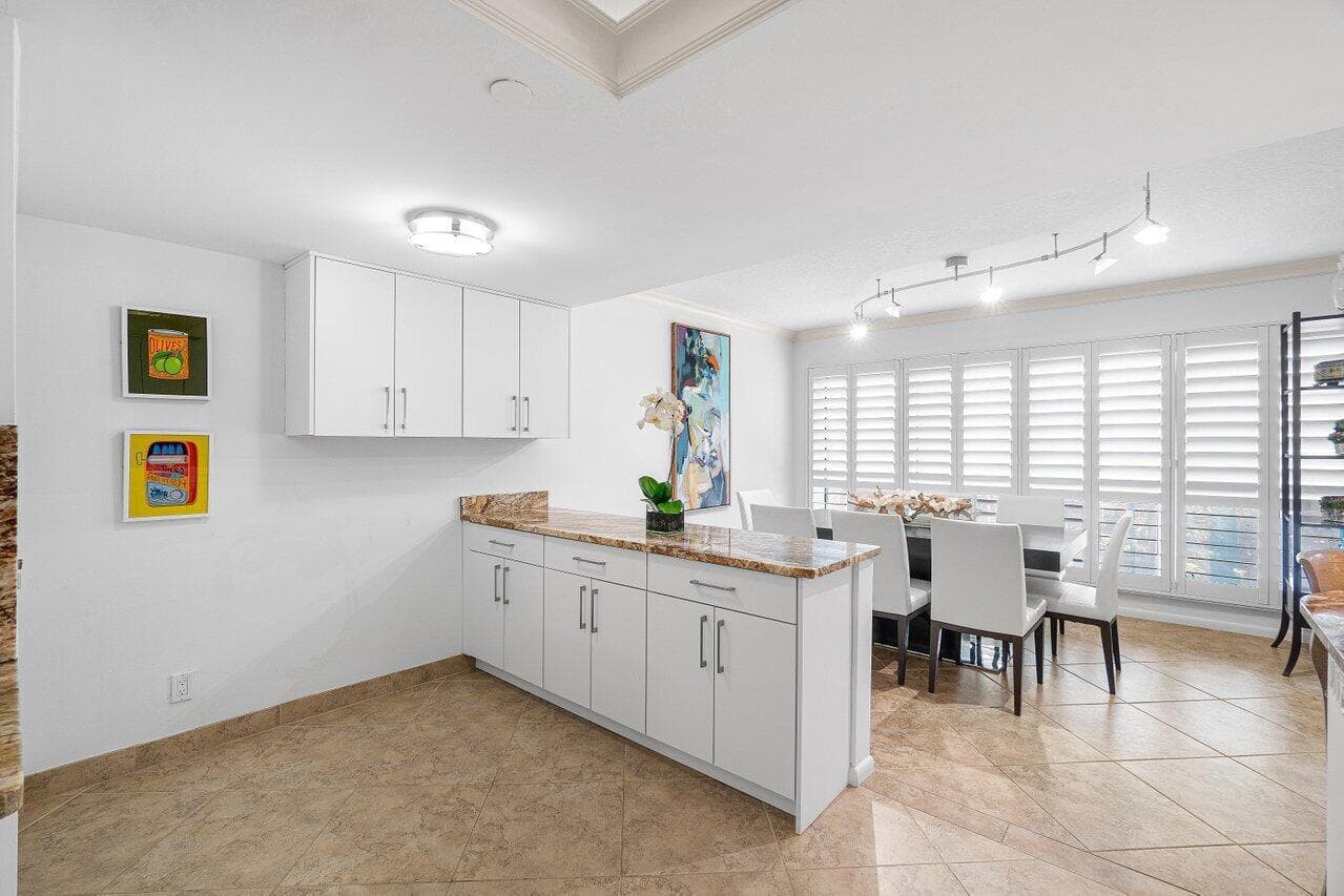 4001 N Ocean Boulevard 306 photo 7