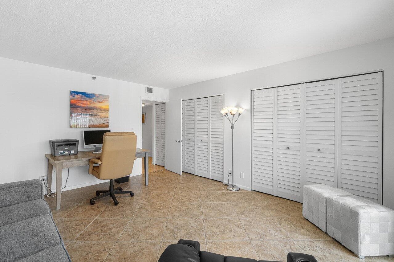 4001 N Ocean Boulevard 306 photo 24