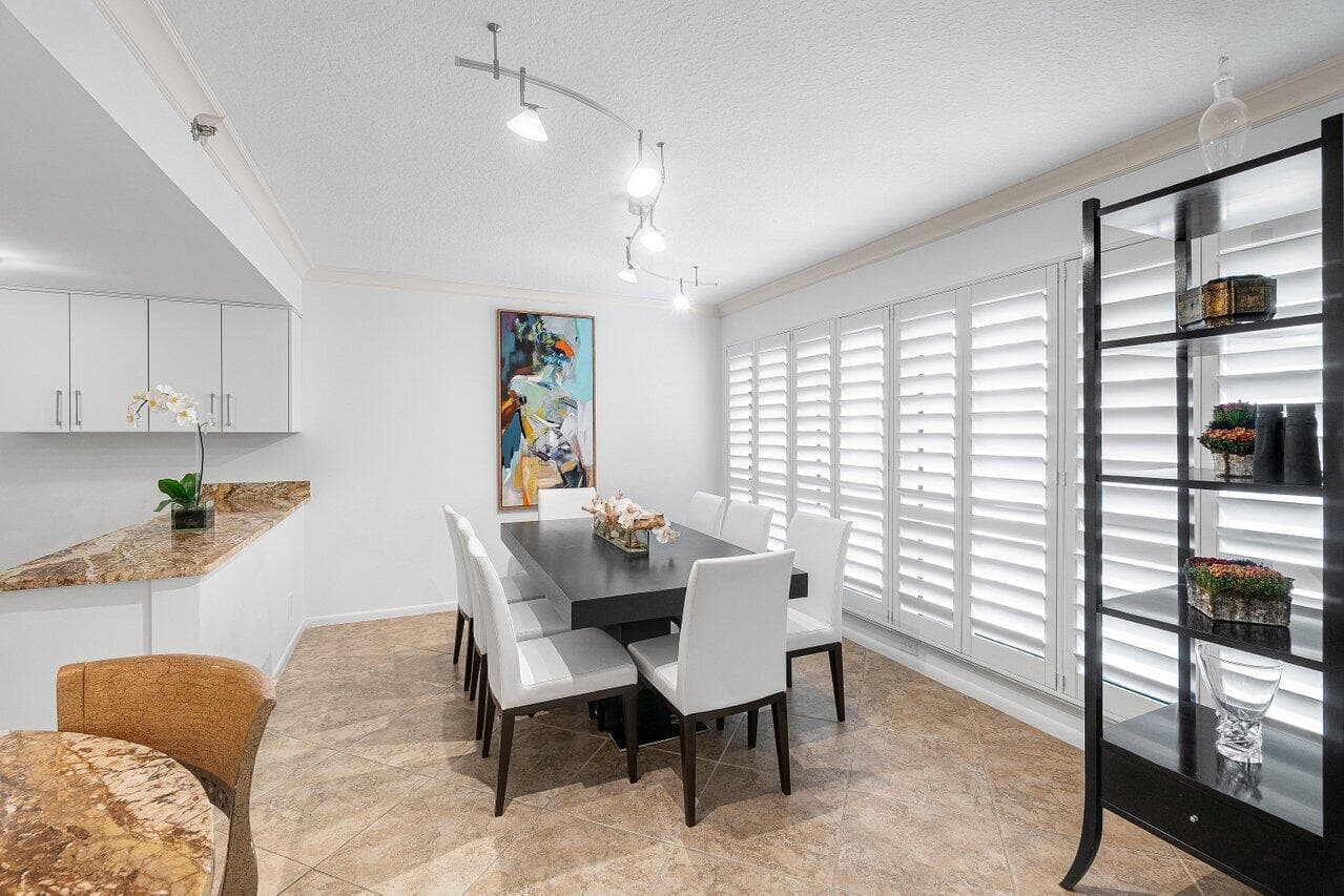 4001 N Ocean Boulevard 306 photo 21