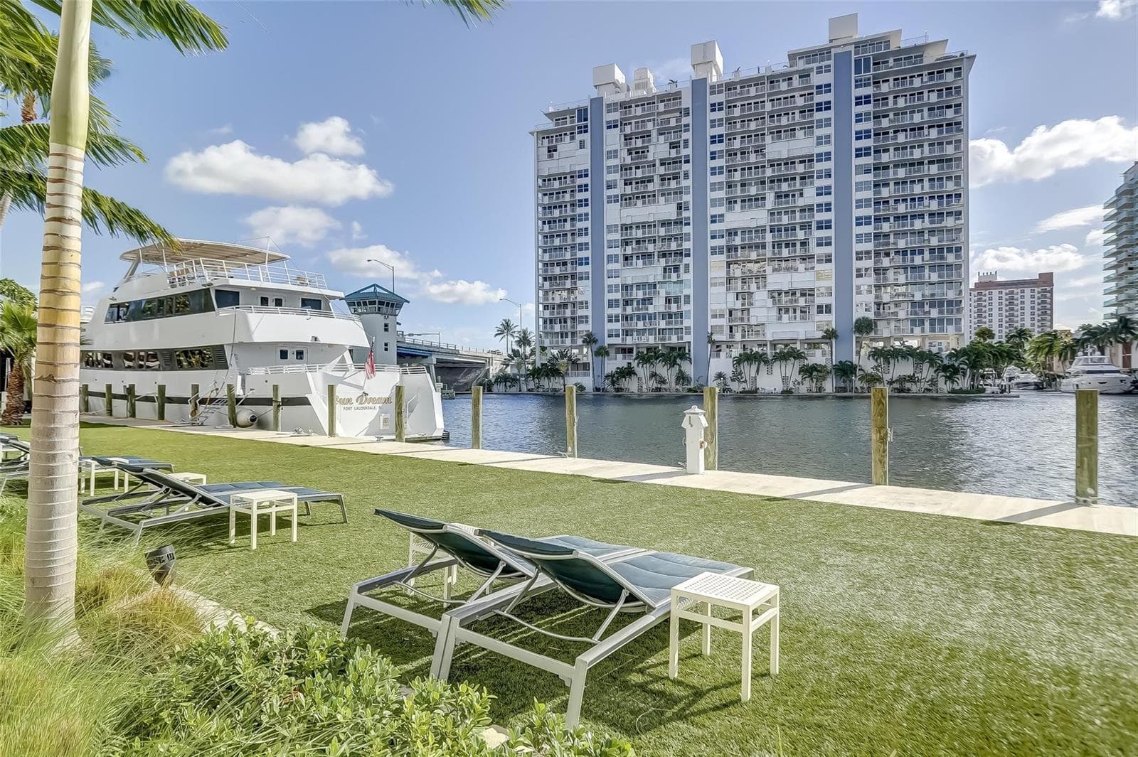 2670 E SUNRISE Boulevard 322 photo 22