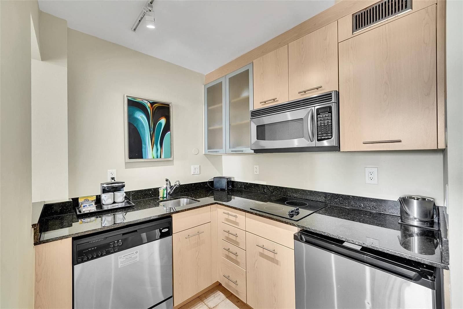 2670 E SUNRISE Boulevard 322 photo 5