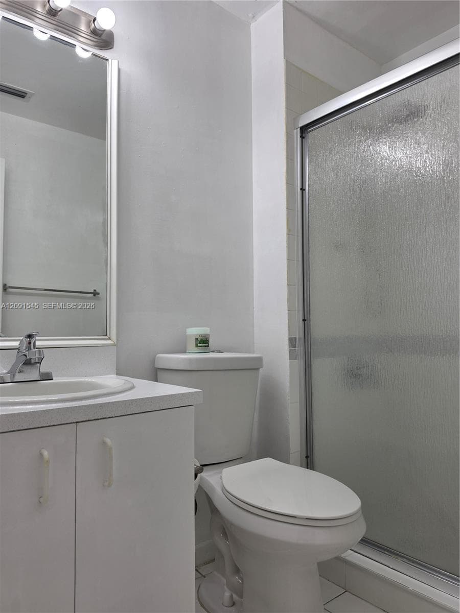 13407 SW 62nd St 1 photo 11