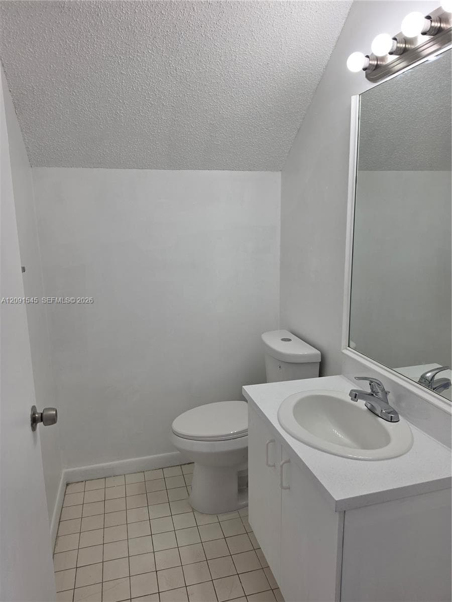 13407 SW 62nd St 1 photo 8
