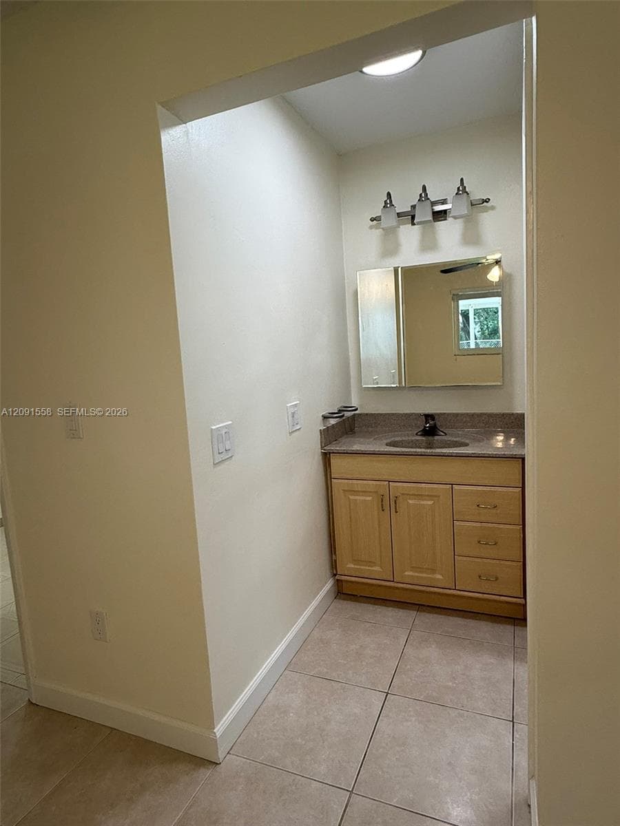 11450 SW 47th Ter 11450 photo 15