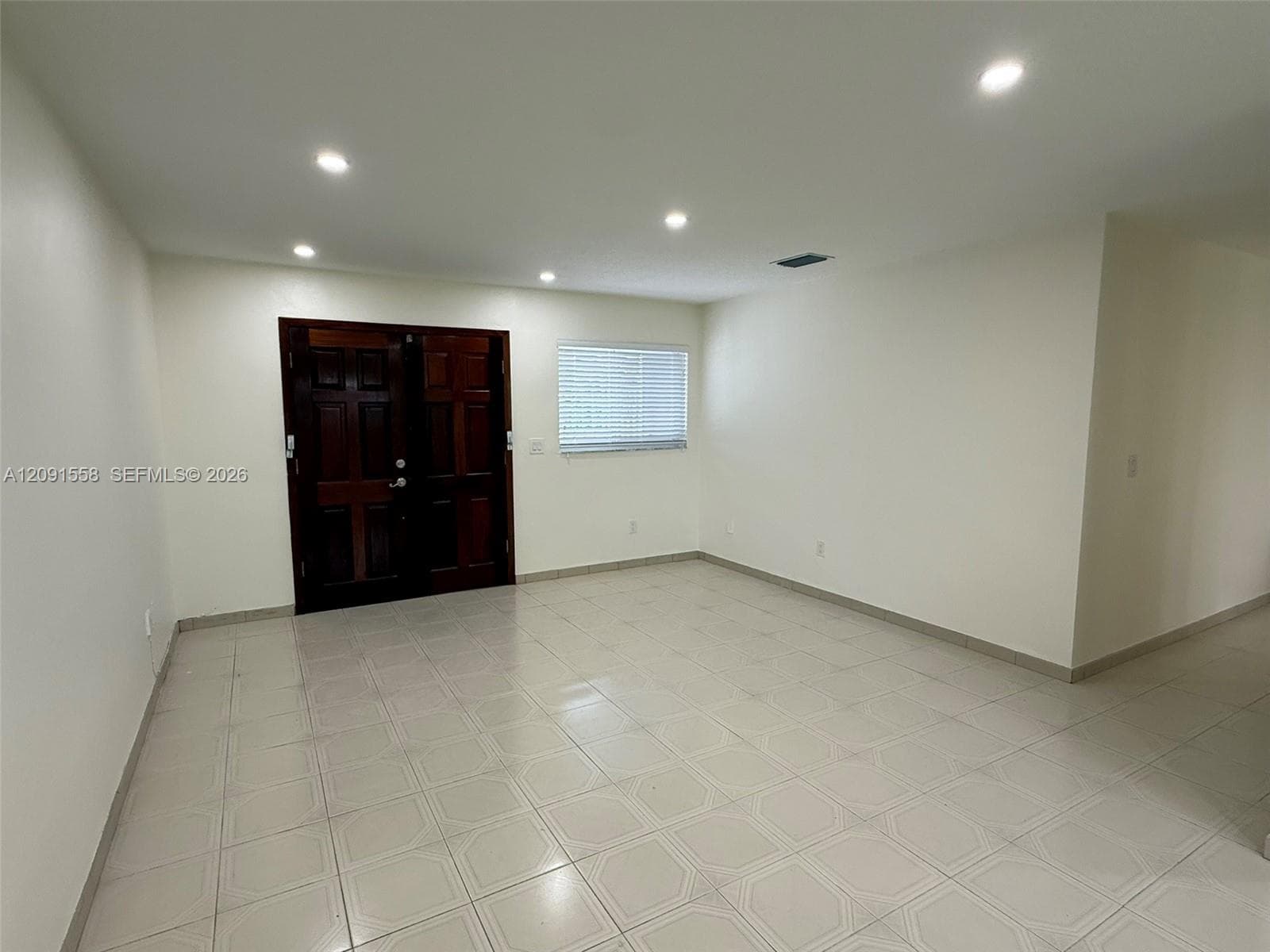 11450 SW 47th Ter 11450 photo 4