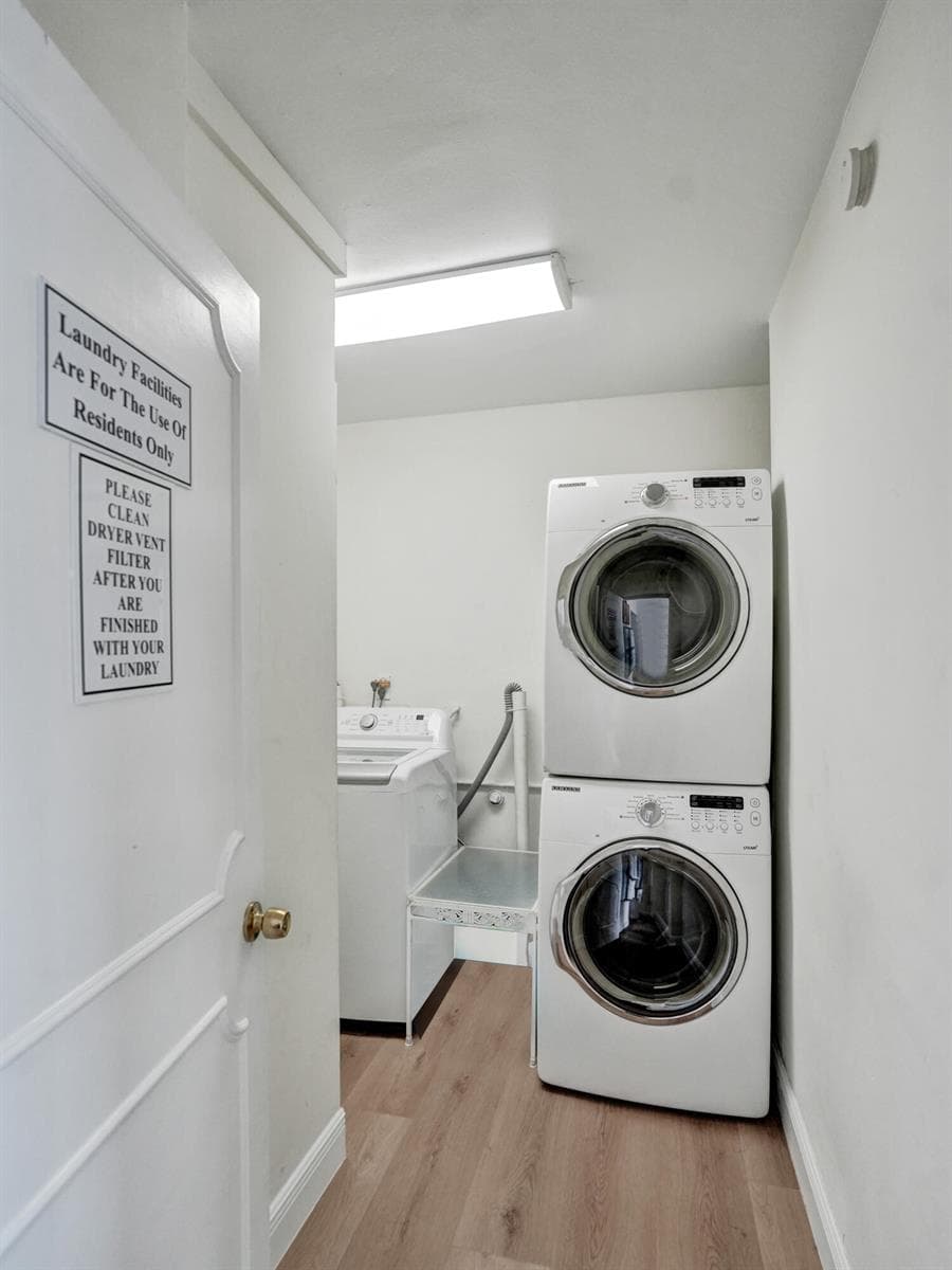 3209 NE 36TH Street 3C photo 23