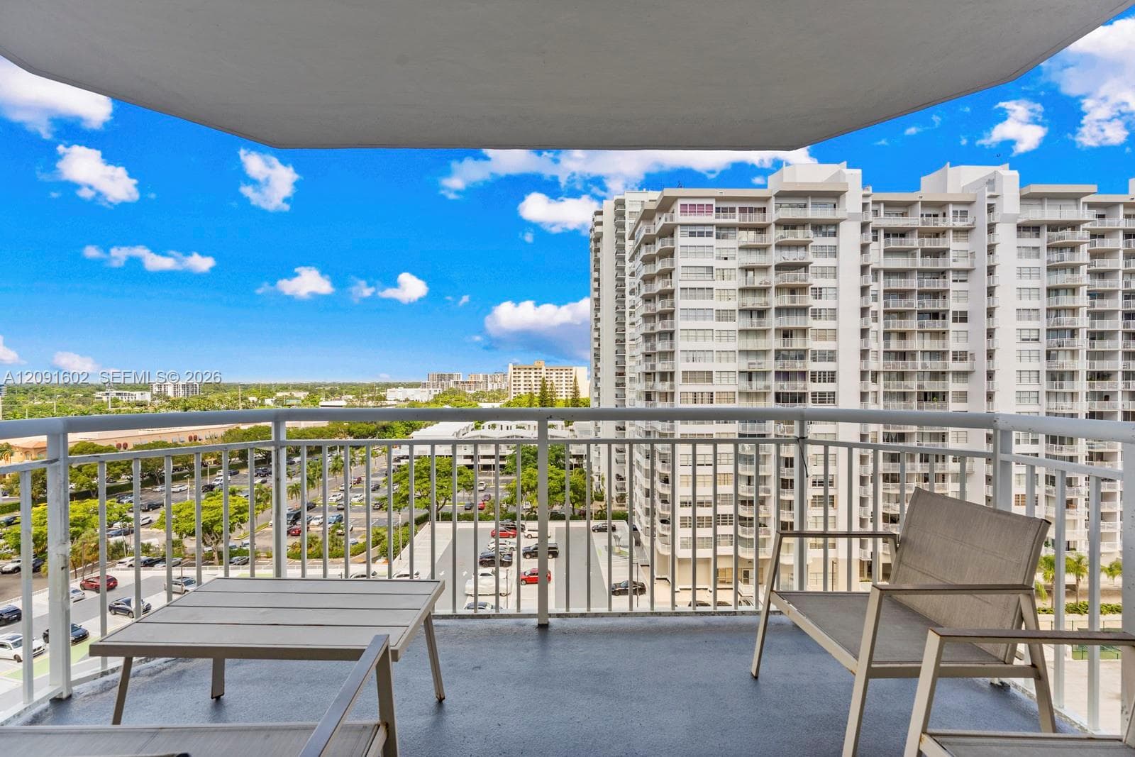 18021 Biscayne Blvd 1102 photo 25