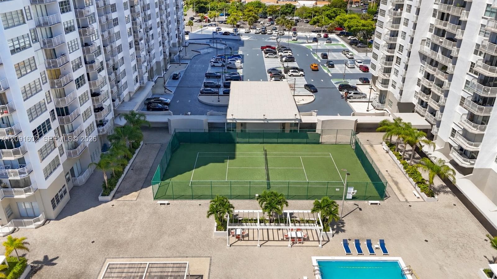 18021 Biscayne Blvd 1102 photo 21